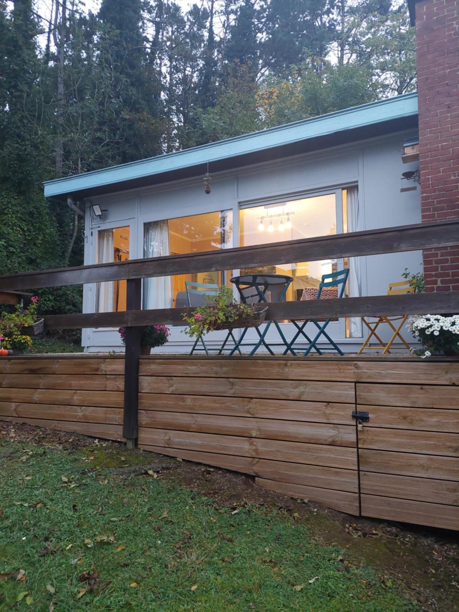 Le Petit Chalet - Bungalow Waulsort المظهر الخارجي الصورة