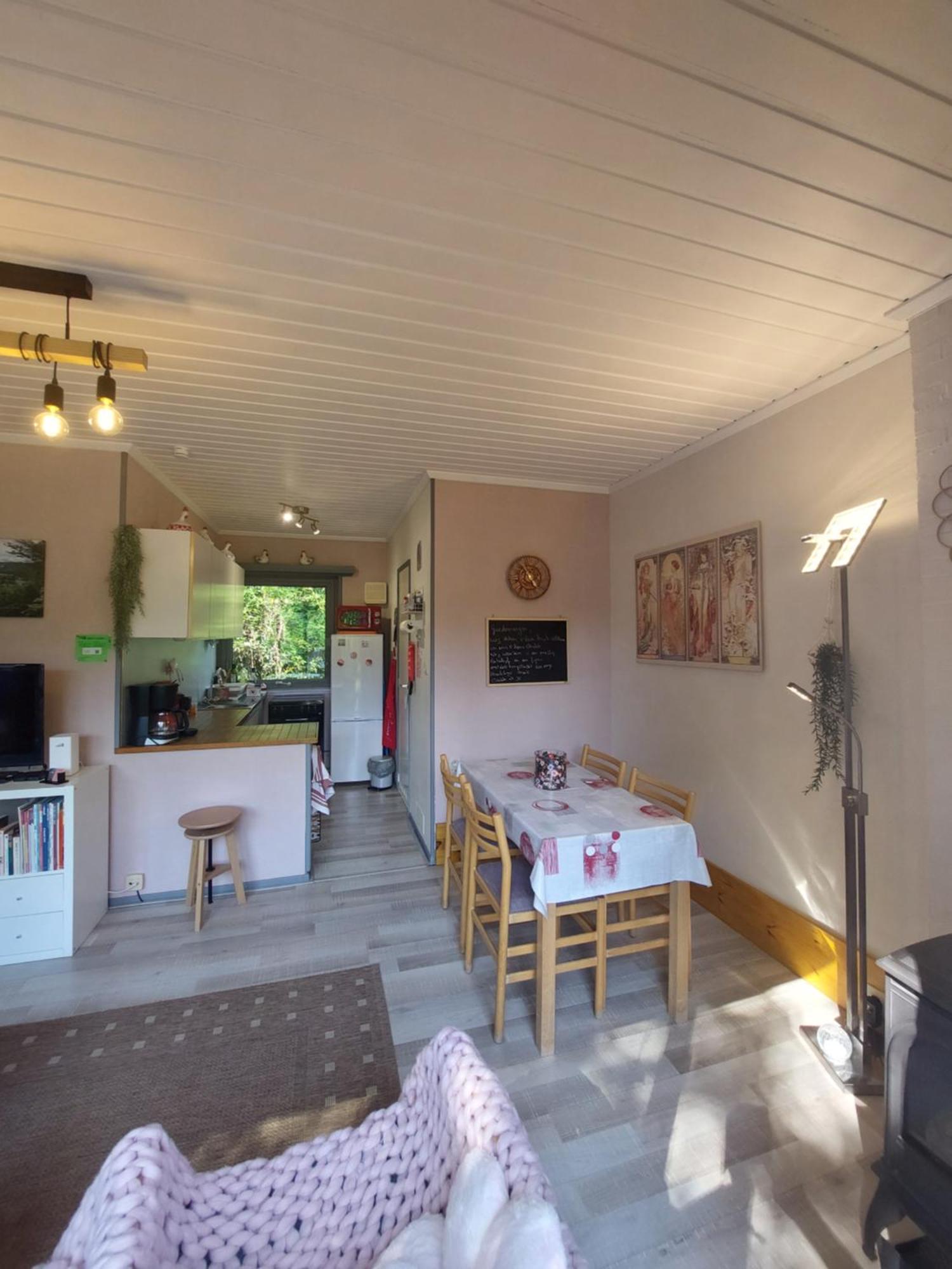 Le Petit Chalet - Bungalow Waulsort المظهر الخارجي الصورة