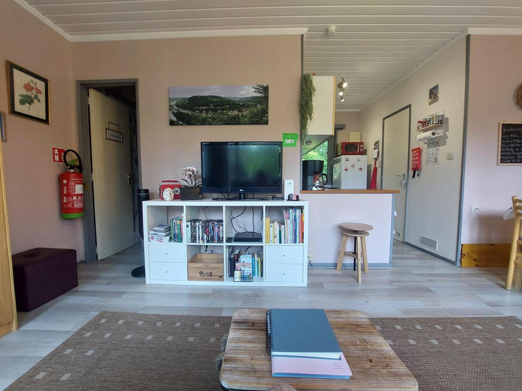 Le Petit Chalet - Bungalow Waulsort المظهر الخارجي الصورة
